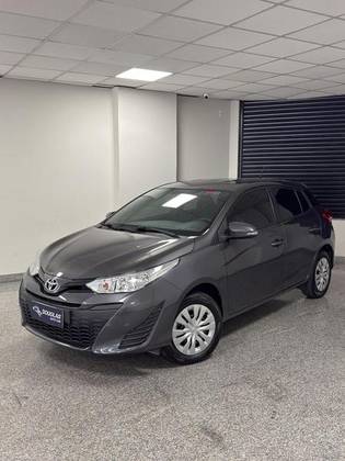 TOYOTA YARIS 1.3 16V FLEX XL LIVE MULTIDRIVE TOYOTA YARIS 1.3 16V FLEX XL LIVE MULTIDRIVE